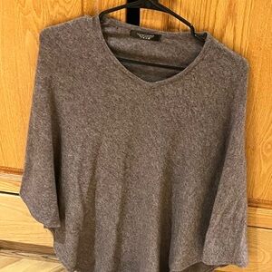 Women's V-Neck Gray Sweater